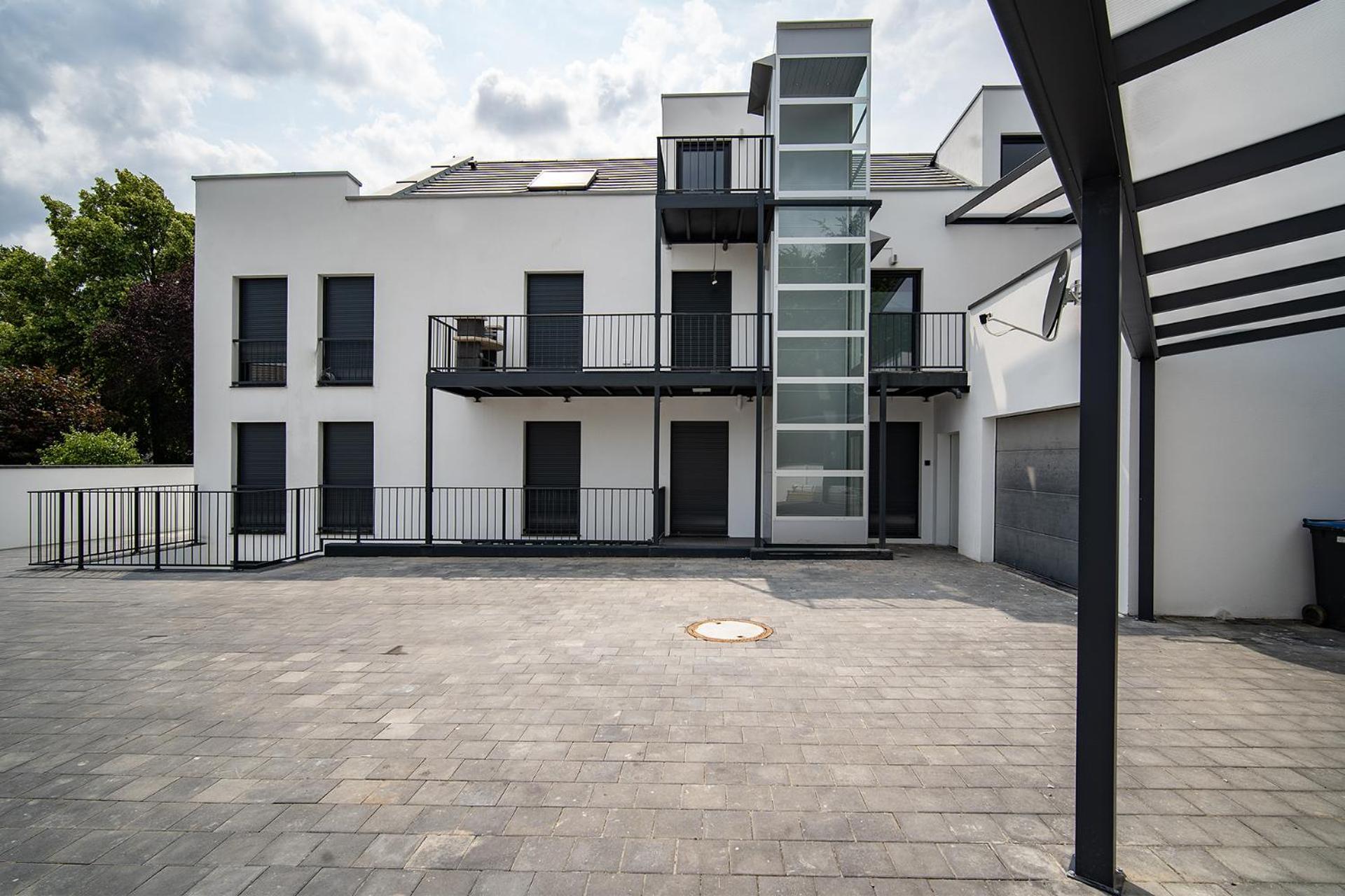 Blauer Stein Apartments Wh6 Pulheim Exterior photo